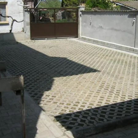 Khan Krum House & For Rent * Elin Pelin
