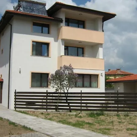 Khan Krum House & For Rent Apartmán